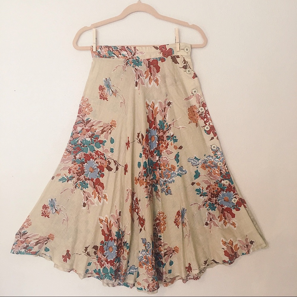 Vintage floral skirt, side button down